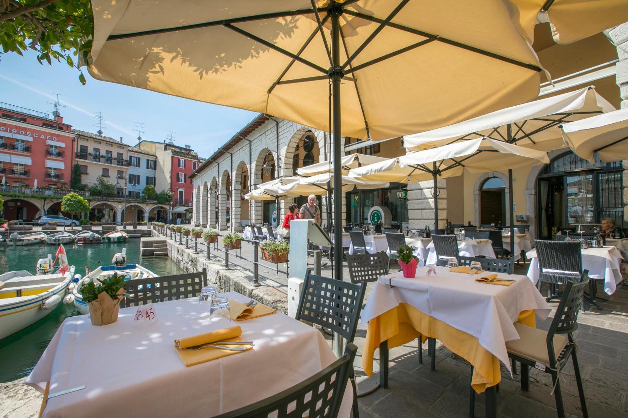 Appartamento Di Tommaso - Happy Rentals Desenzano del Garda Buitenkant foto